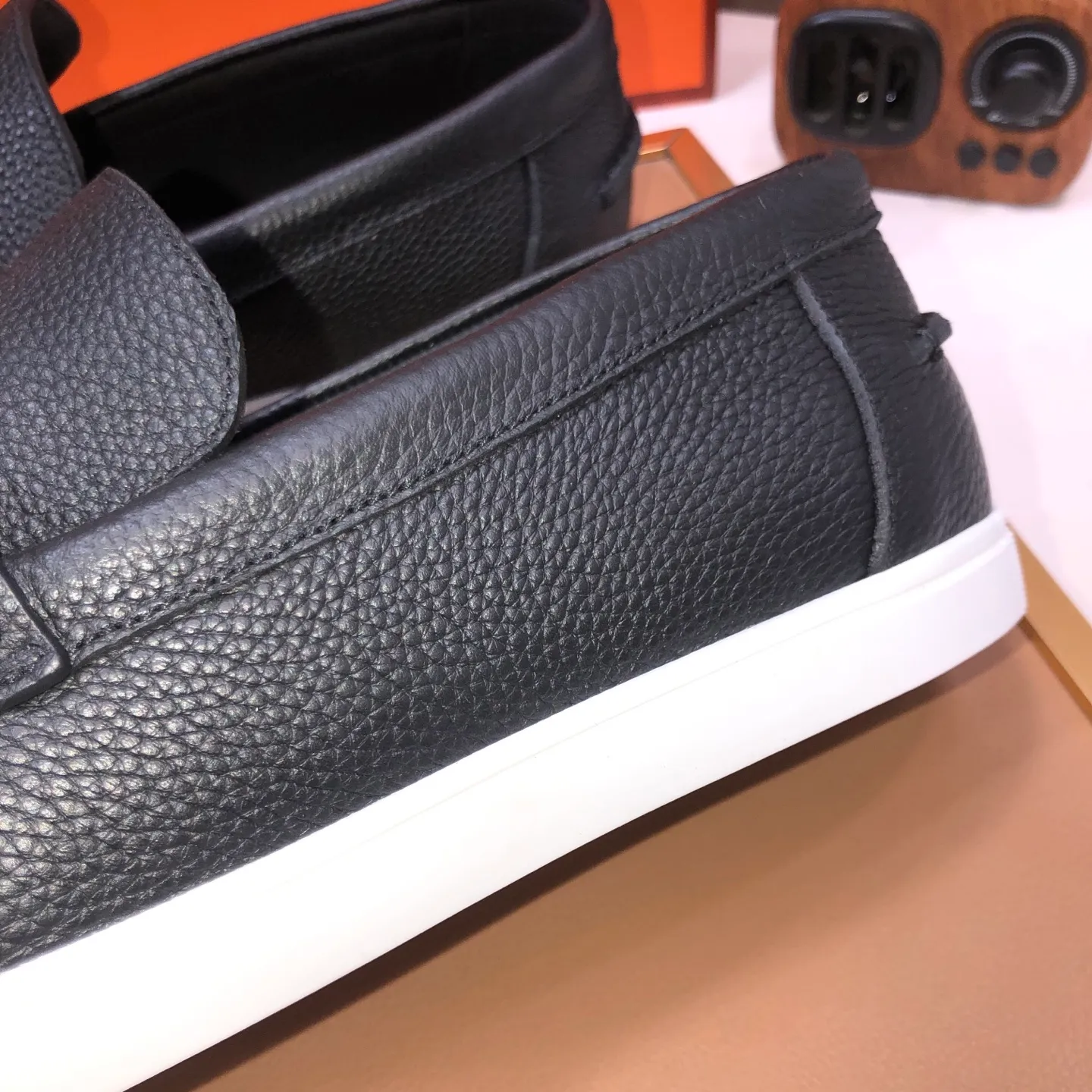 Men's shoes💰560💰[HERMES] (cowhide lining)🍀Italian top luxury🍀He does not pursue novel styles and gorgeous colors, but attracts the favor of successful men with his flawless, elegant and classic style. Formal leather shoes This very comfortable, simple and stable style allows you to easily match any style! The pattern is absolutely 1:1 refined from the original case, and we strive for excellence in materials, imported cowhide + cowhide lining💪💪💪extraordinary texture👍! .Code number: 39-45 (45 customized)